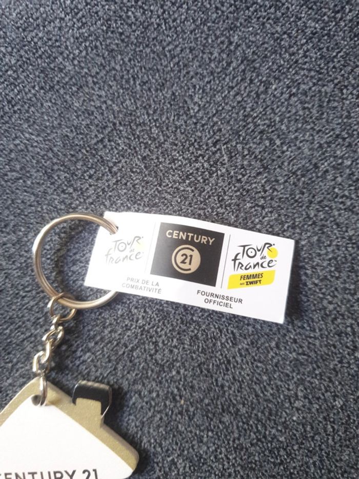Neuf porte clés century 21 sponsor tour de France - photo numéro 3