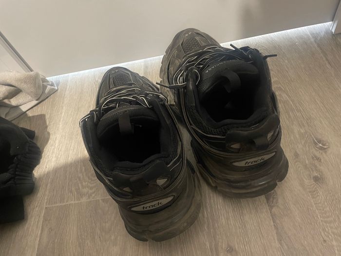 Track Balenciaga - photo numéro 2