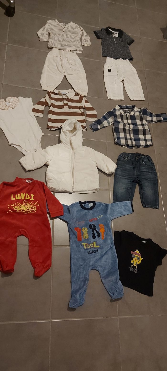 Lot de vêtements garçon taille 6 mois