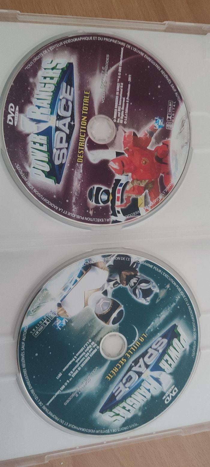 Lot DVD powers rangers space - photo numéro 7
