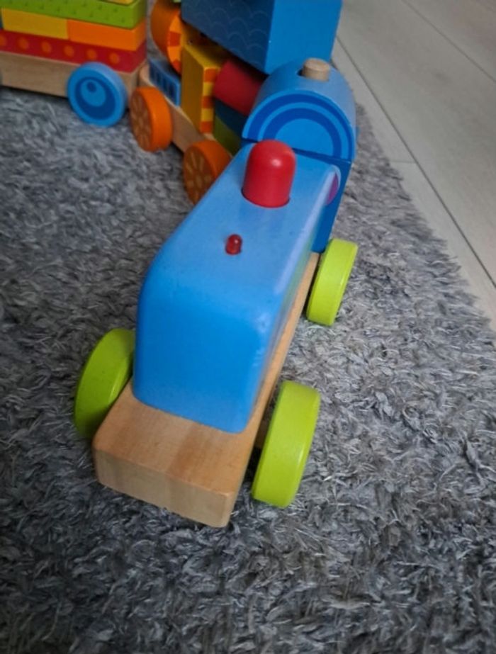 Train a impiler 2 ans - photo numéro 3