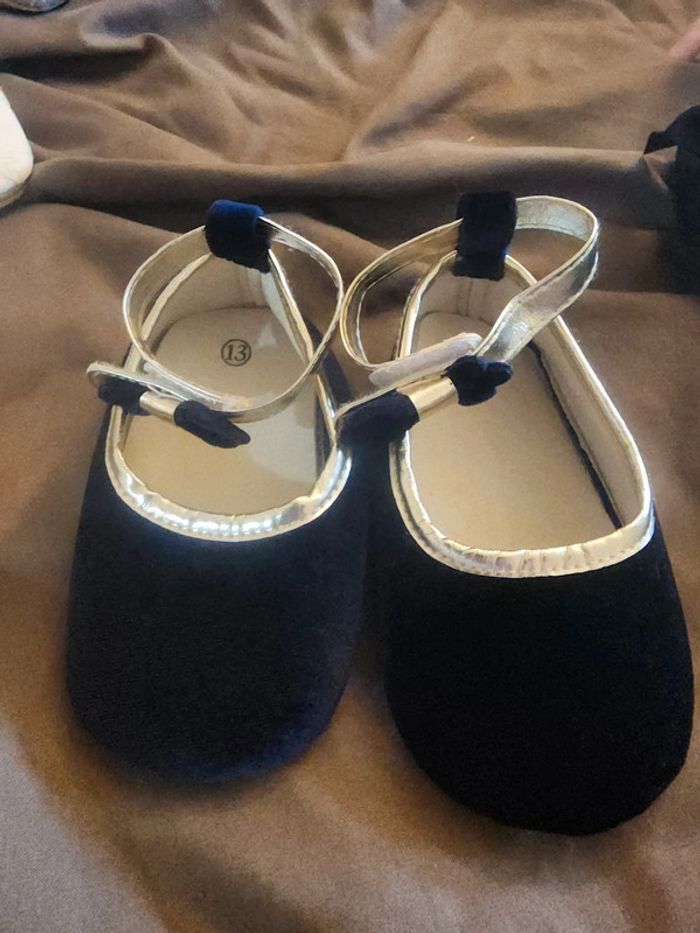 Chausson bleu pour fête - photo numéro 2