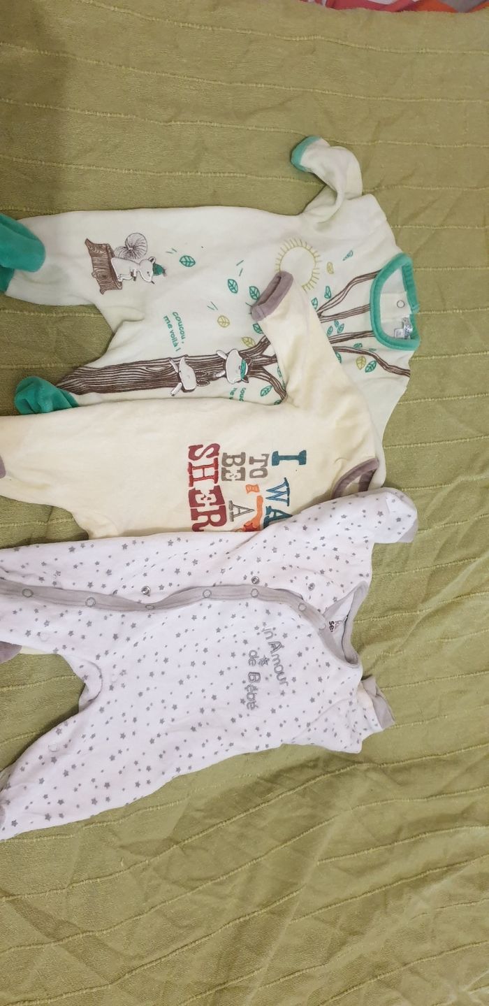 Lots vêtements bébé fille 1 mois - photo numéro 2