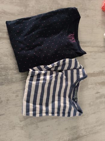 Lot de deux tee shirts manches longues 8 ans