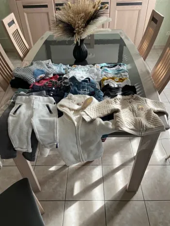 Gros lot bébé 6 mois