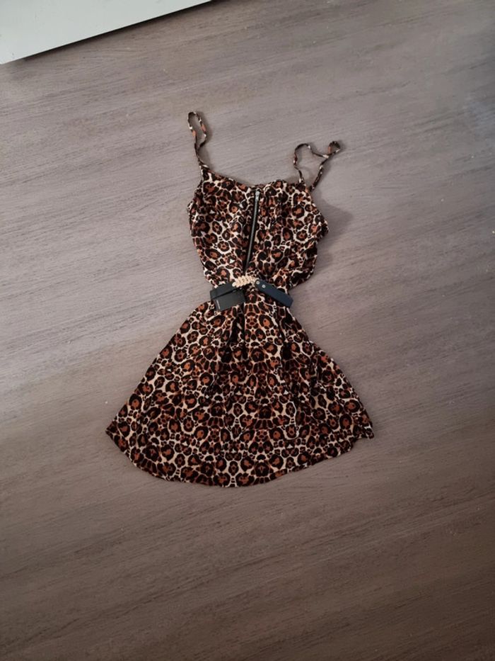 Robe motif leopard