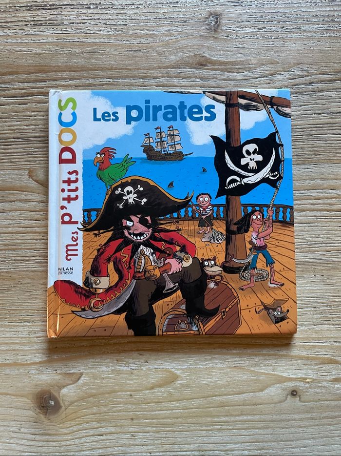 Livre Les pirates
