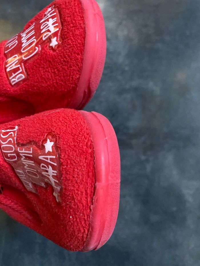 Chaussons velours rouge beau gosse comme papa 23 - photo numéro 5