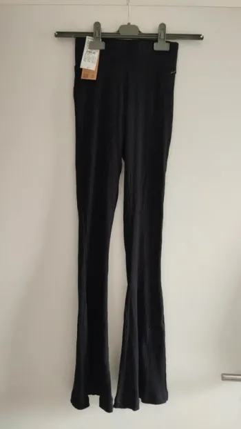 Pantalon noir patte d éléphant taille xxs kiabi