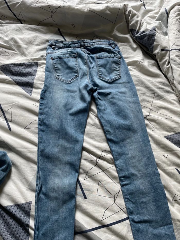 Jeans skinny effet user - photo numéro 4