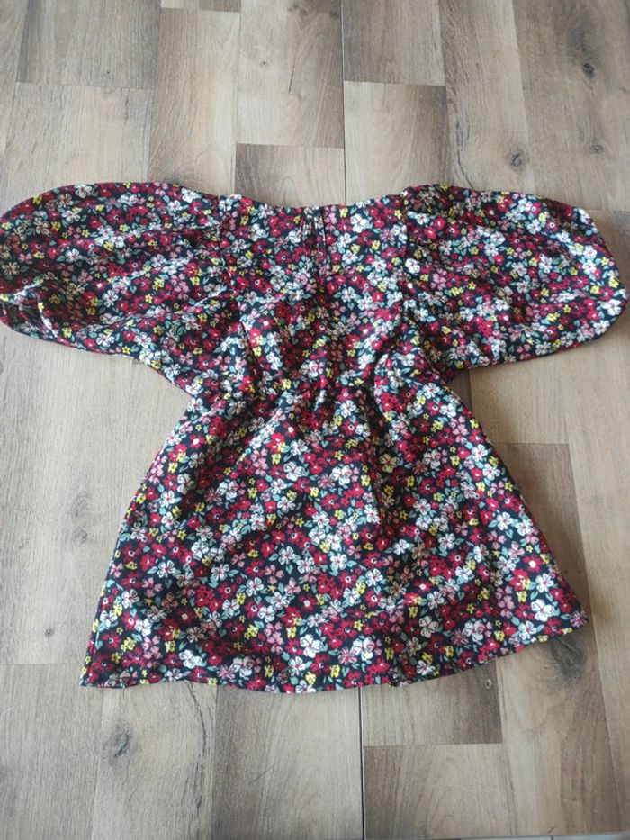 Robe 3 ans en TBE - photo numéro 3