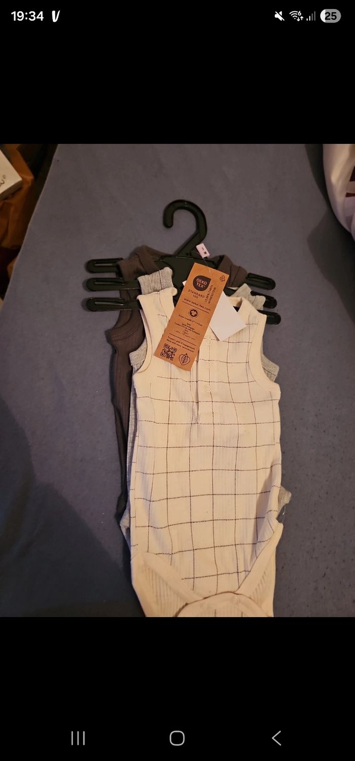 Bodies garçon bretelles - photo numéro 2