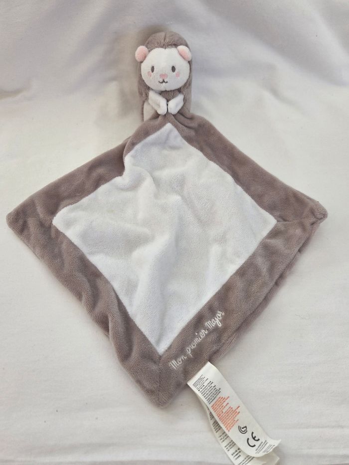 Doudou peluche Hérisson avec mouchoir - Mon premier Major - Sergent Major