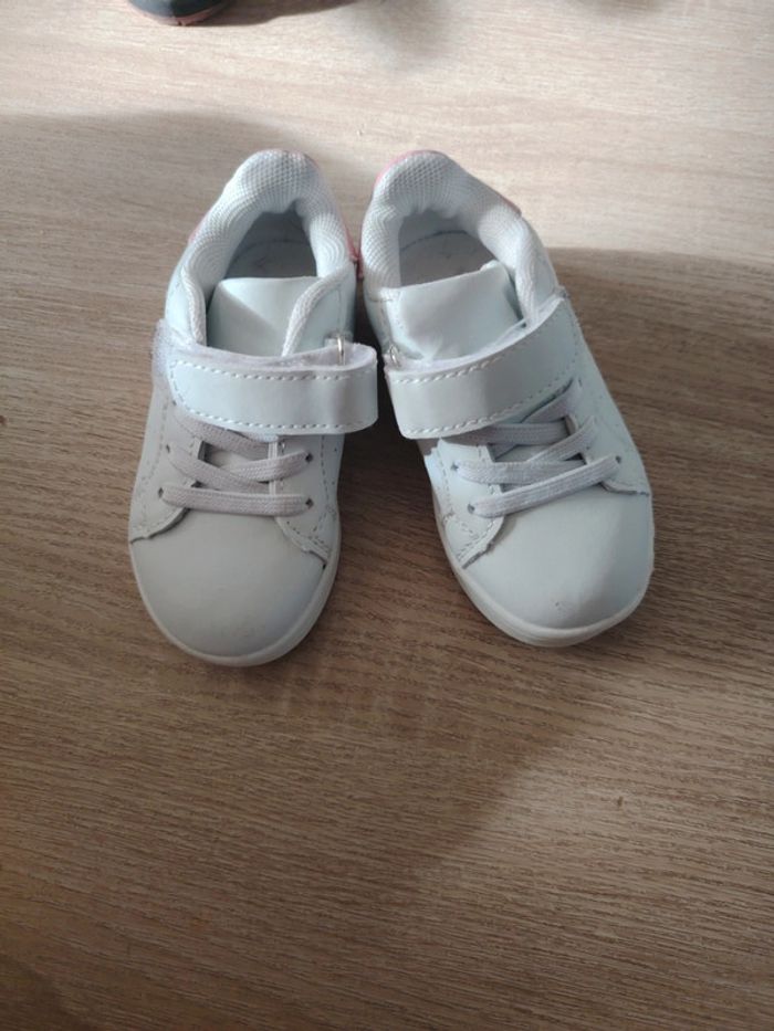 Baskets filles 21