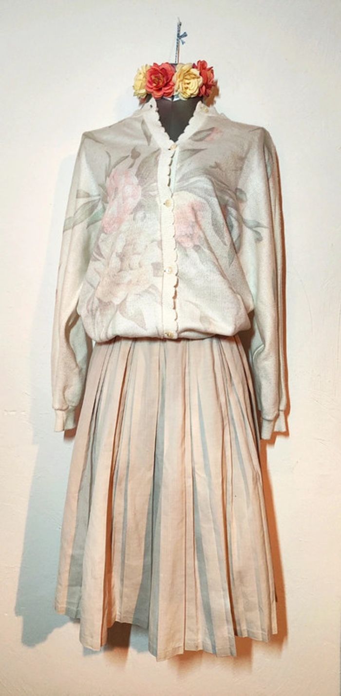 Ensemble jupe fait main et cardigan vintage