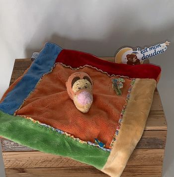 DY160 doudou tigrou 🐯 Disney