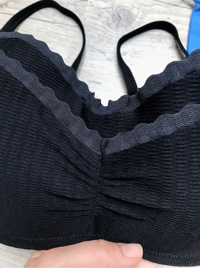 Haut de maillot de bain Darjeeling 95E bandeau noir gaufré croquet bretelles amovibles à armatures - photo numéro 3
