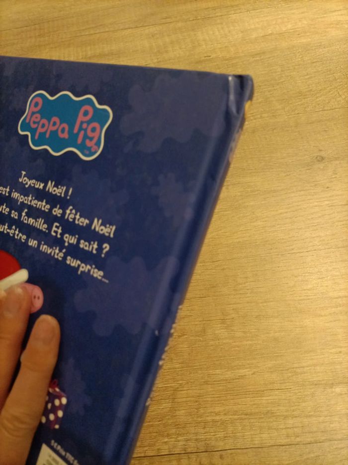 Livre Peppa pig : Peppa fête Noël - photo numéro 4