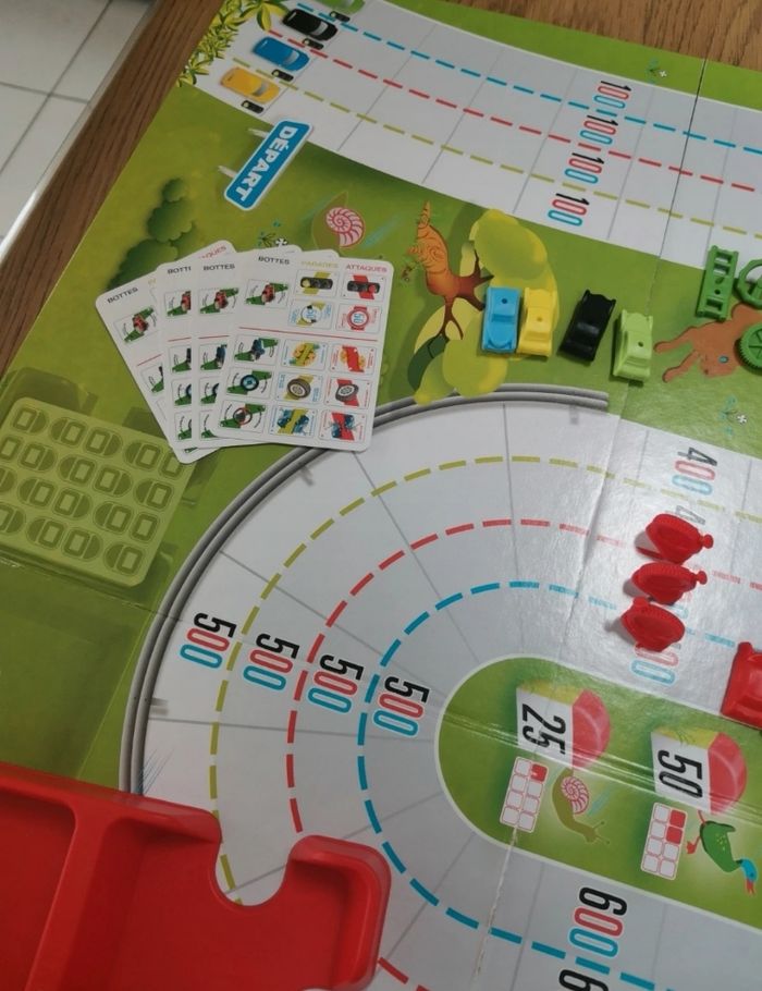 Jeu de société mille bornes sur un plateau - photo numéro 5