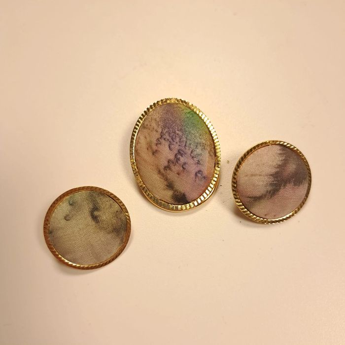 Magnifique lot attache foulard et boucles d'oreilles en soie vintage - photo numéro 7