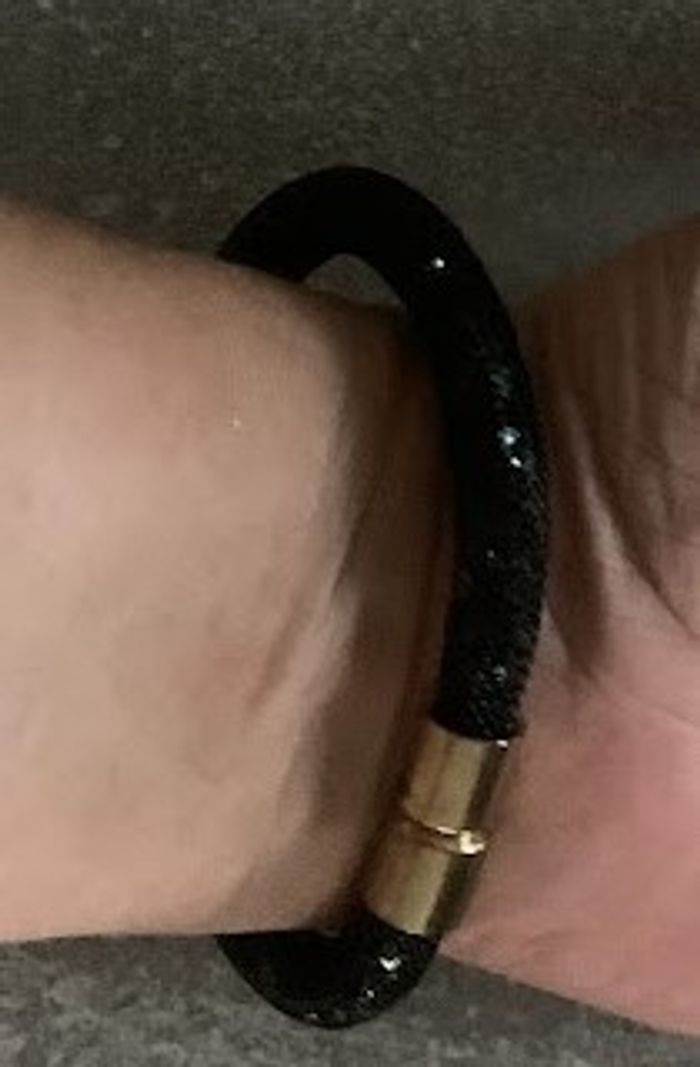 Bracelet perle cristaux emprisonnés filet, fermoir aimanté - photo numéro 2