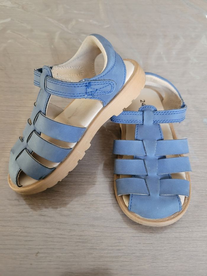 Chaussures garçon T24 - photo numéro 2