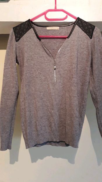 Pull gris