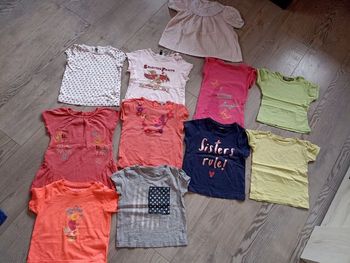 Lot 11  tee shrit 18 mois