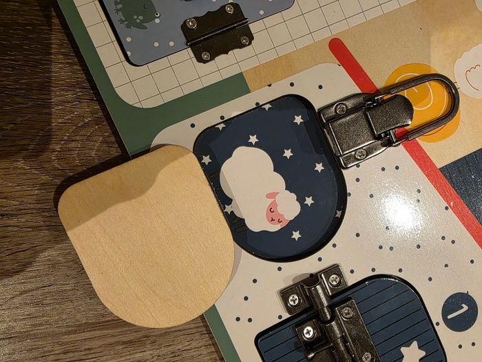 Planche à verrou motricité fine vertbaudet - photo numéro 10