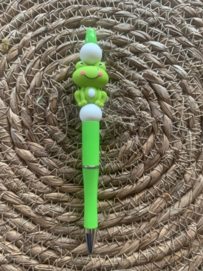 Stylo personnalisé grenouille 🐸 avec des perles en silicone