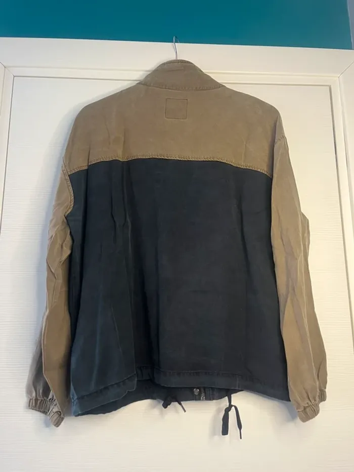 🔹 Veste Légère Kaki & Noir – Gémo 🔹 - photo numéro 4