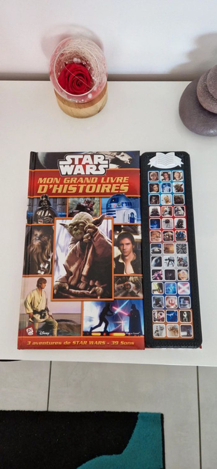 Livre sonore Star Wars Mon grand livre d'histoires