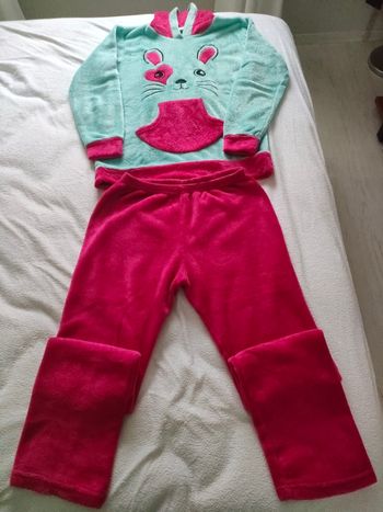Pyjama polaire femme taille M en très bon état