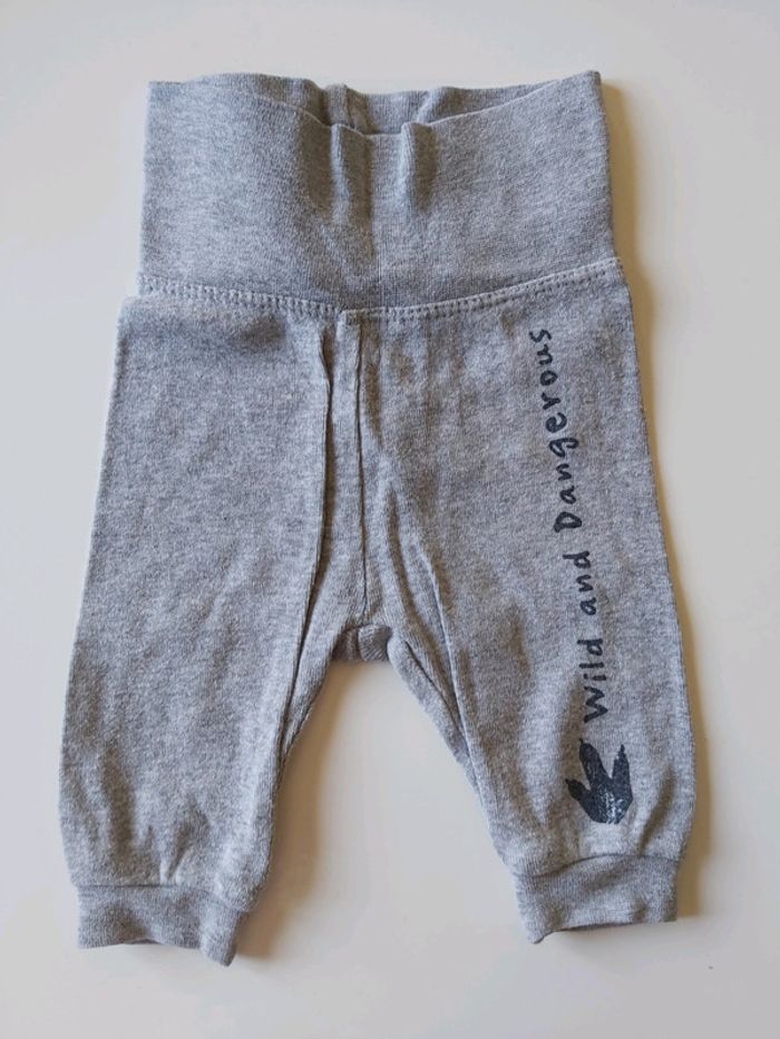 Lot pantalons - photo numéro 2