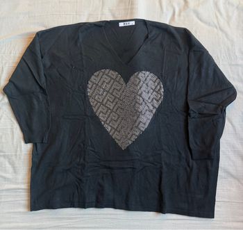 Pull noir avec cœur strass, M&V, Taille S/M