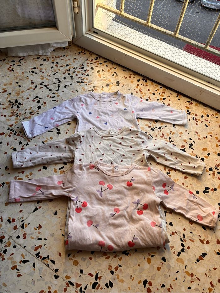 Lot de pyjamas
