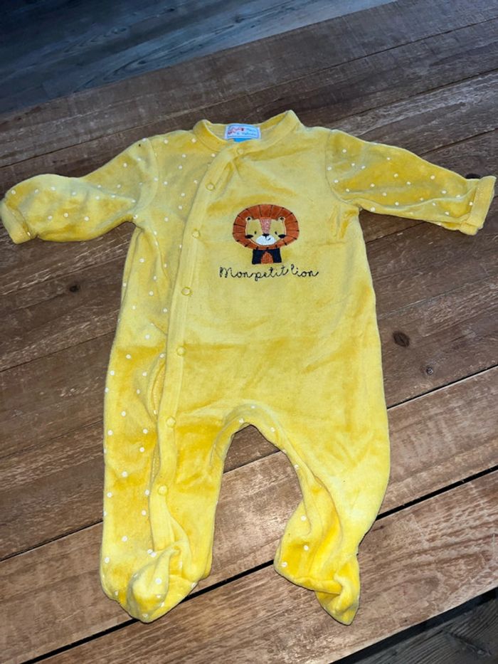 Lot de pyjamas - photo numéro 18