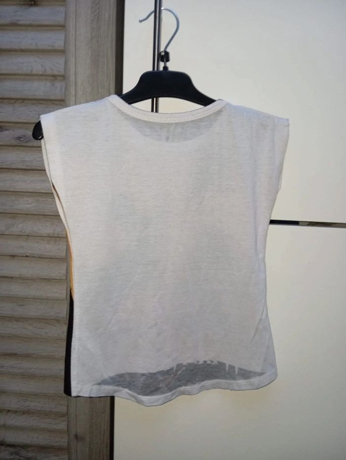 Tee-shirt sans manche "Mercredi Addams" 4 ans - photo numéro 4