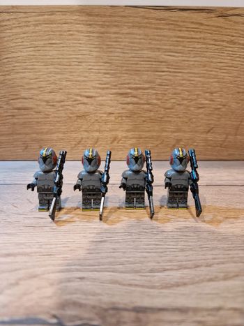 Figurines type lego 4 clones gris star wars