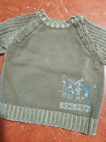 Pull bébé taille 6 mois