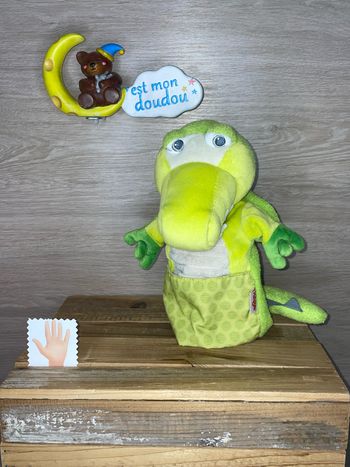 JTS39 doudou marionnette crocodile 🐊 haba