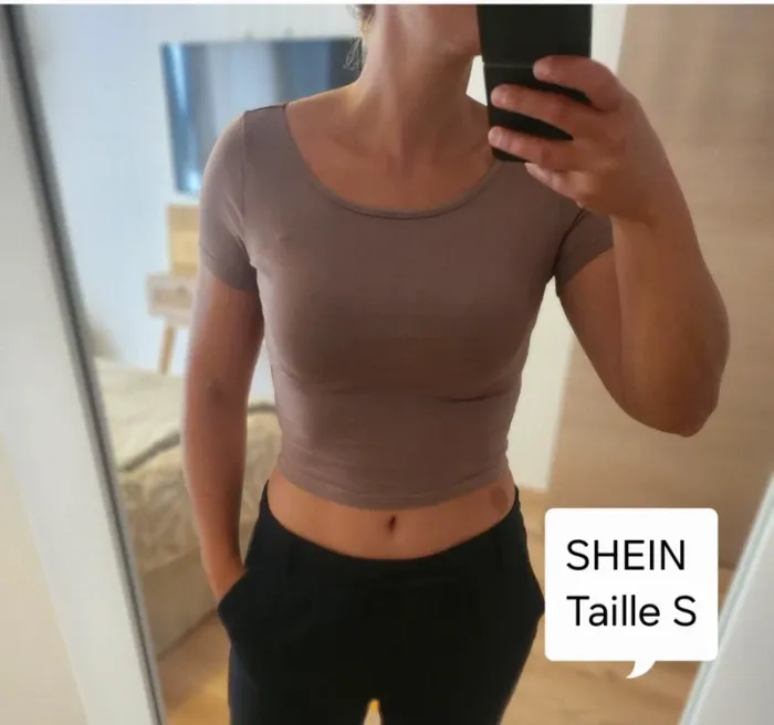 Lot 9 t-shirt Shein T. XS-M - photo numéro 2