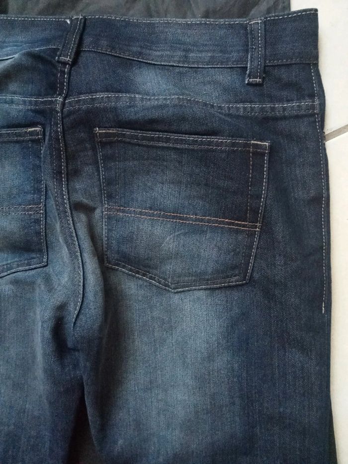 Pantalon en jean - photo numéro 3