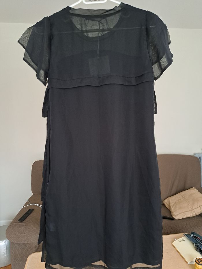 Robe noir - photo numéro 2