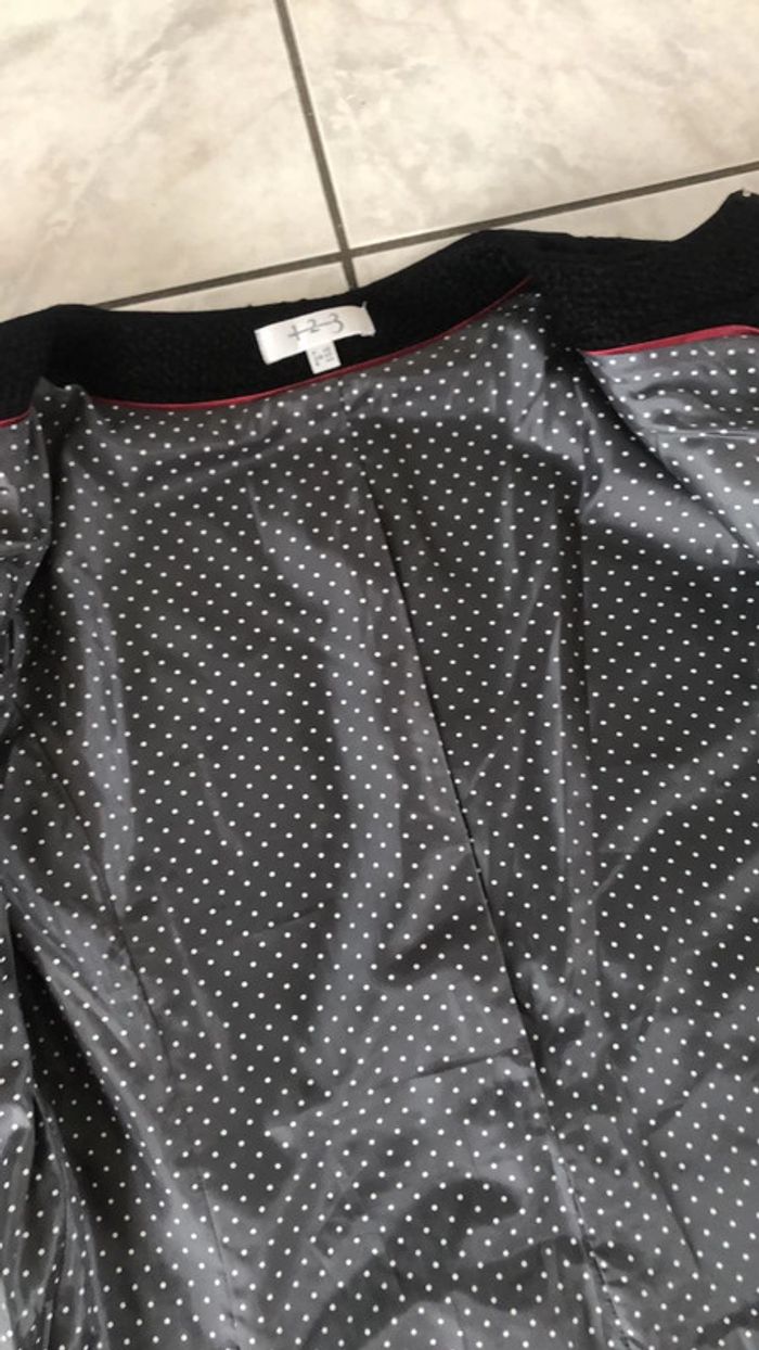 123 tailleur veste 42 et jupe 38 - photo numéro 3
