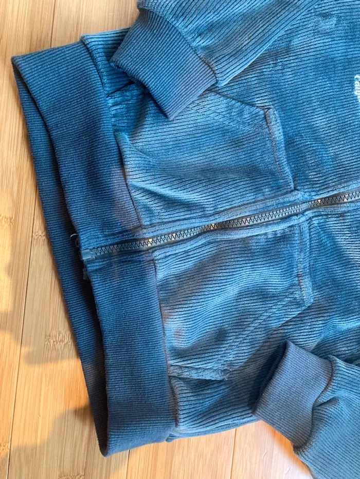 8 ans - gilet à capuche avec fermeture zip - photo numéro 2