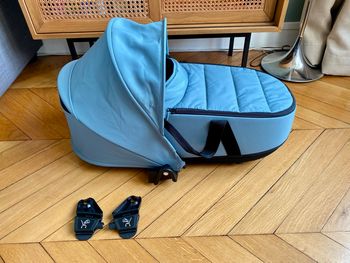 Nacelle Yoyo Aqua avec accessoires (adaptateurs, pluie et moustiquaire)