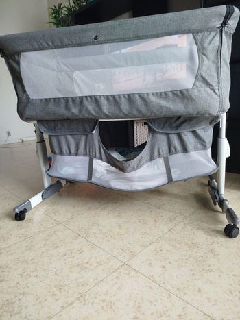 Berceau cododo 3 en 1 et mobile excellent état