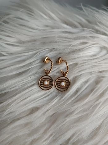 Boucles d'oreilles dorées en acier inoxydable pierre Agathe blanche Ikita Neuf
