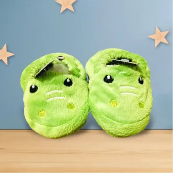 Chaussons vert taille 12/18 mois